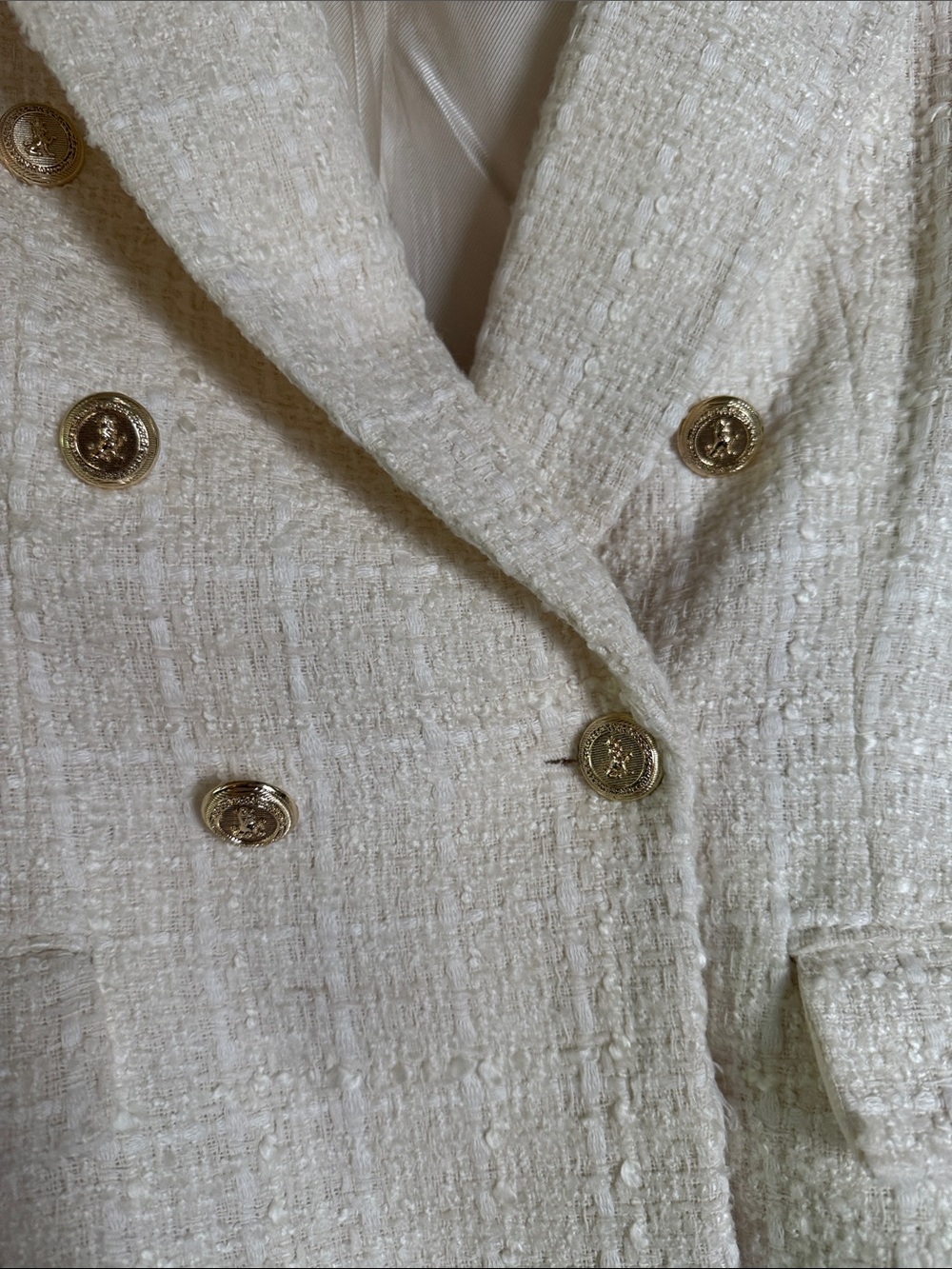 Zara Cream Bouclé Double-Breasted Blazer with Gold Buttons - Picture 2 of 5